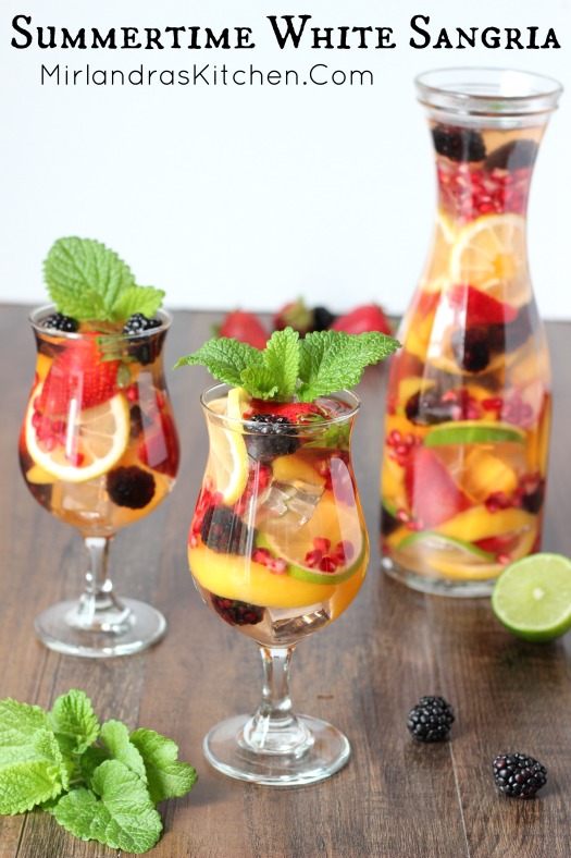 Summertime White Sangria - Mirlandra's Kitchen