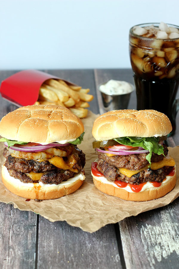 Ultimate Guide to Grilling Hamburgers: The Best Recipe & Grilling Tips